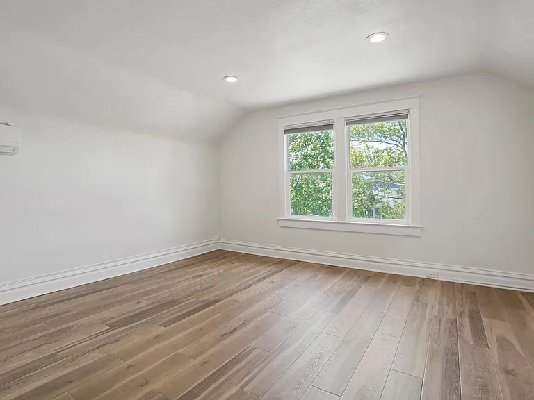 4370 Winona Ct — Photo 18