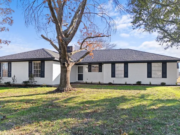 602 Cardinal Dr, Red Oak, TX 75154