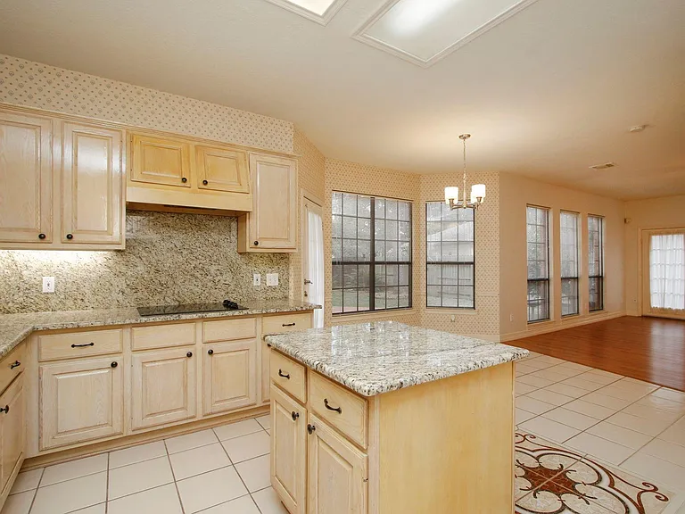 13618 Shadow Falls Ct — Photo 21