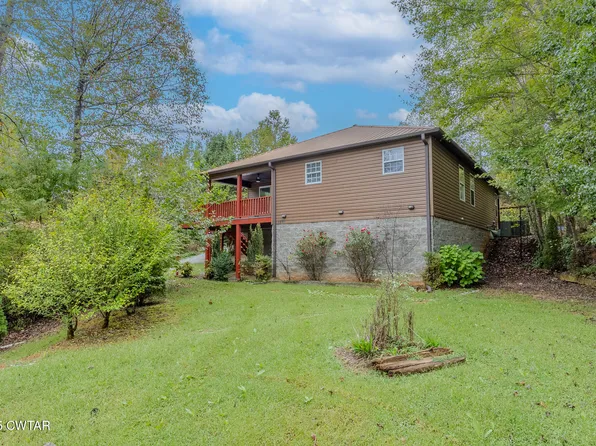 2850 Jeanette Holladay Rd, Parsons, TN 38363