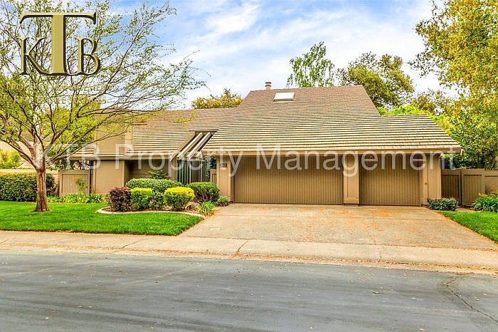 1st image of 11421 Sutters Mill Cir