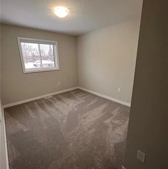 520 Grey St #7 — Photo 25