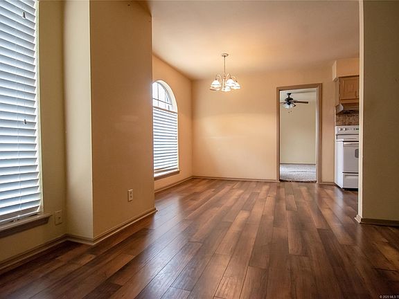 5th image of 6820 S Toledo Ave Unit 420