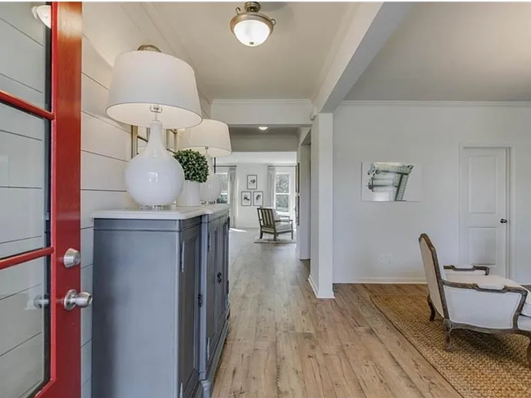 5453 Trillium Way — Photo 2
