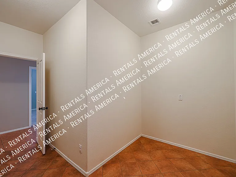 16021 W Custer Ln — Photo 30