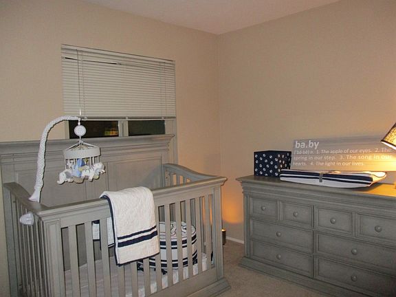 4th image of 8859 Salmon Falls Dr APT C