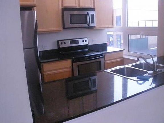 5th image of 4131 W Belmont Ave Unit 207