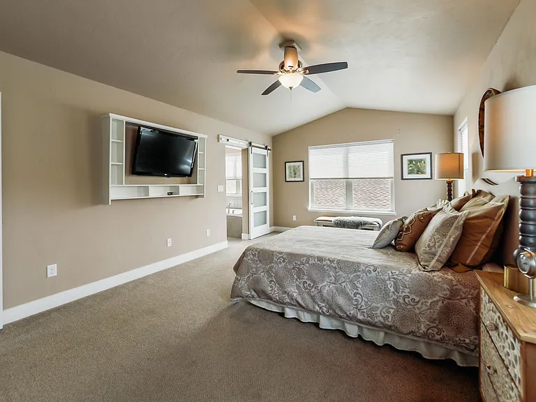 1118 Seabiscuit Dr — Photo 36