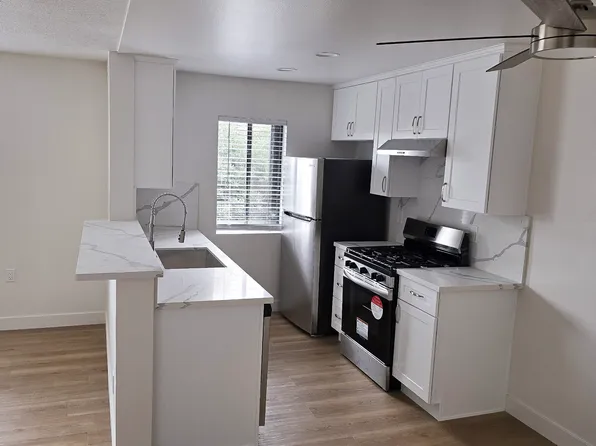 3910 E 11th St APT 2, Long Beach, CA 90804