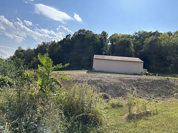 2nd image of 53922 Dill Ln