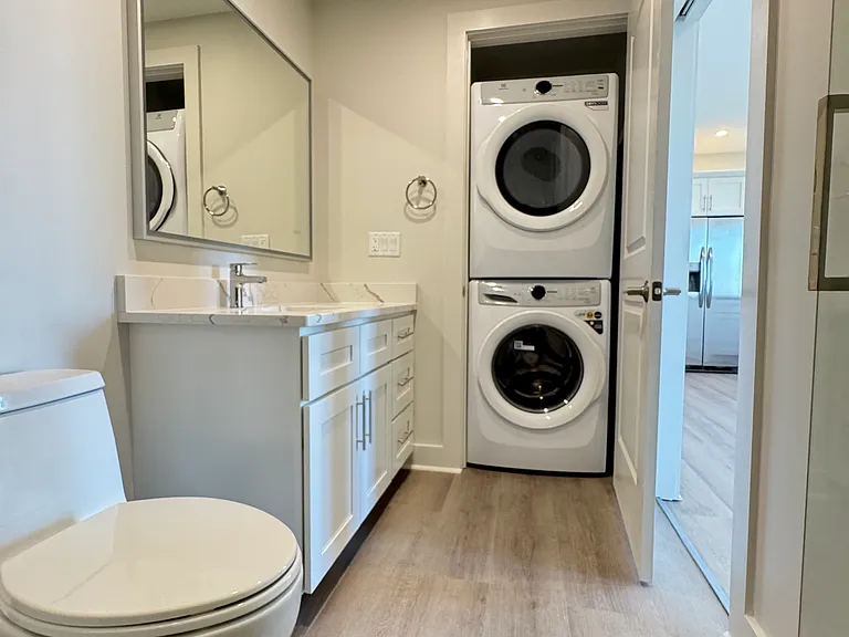 386 Atwells Ave #1B — Photo 8