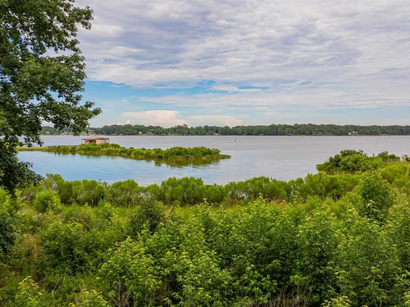22 Waters Edge Ln, Scroggins, TX 75480