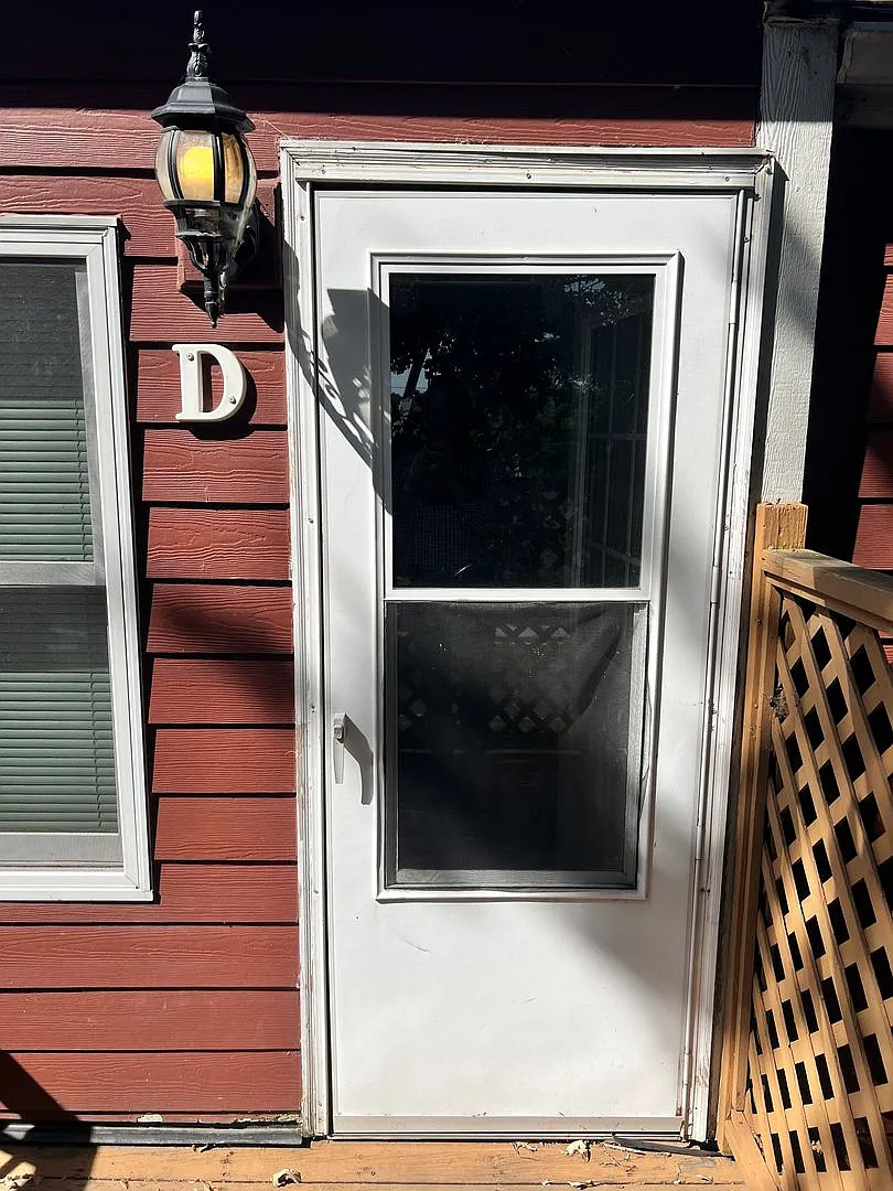 206 — Photo 3