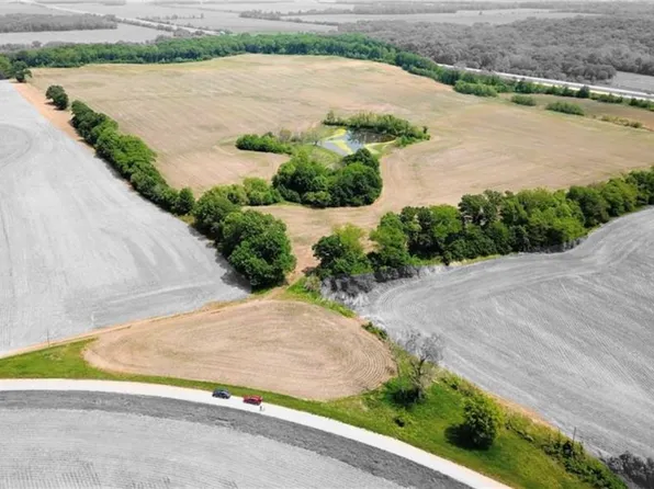 Ivory Ave, Pattonsburg, MO 64670