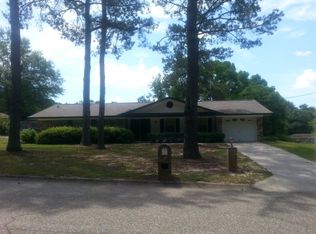 172 Cedar Ct, Ozark, AL 36360