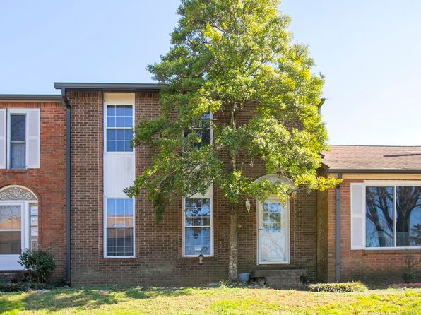324 Huntington Ridge Dr, Nashville, TN 37211