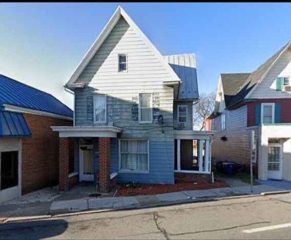 1st image of 2644 Walnut St