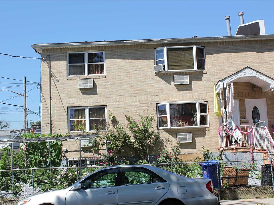 1st image of 11018 153rd St