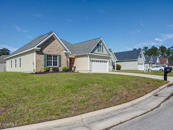 3rd image of 115 Kenmore Court