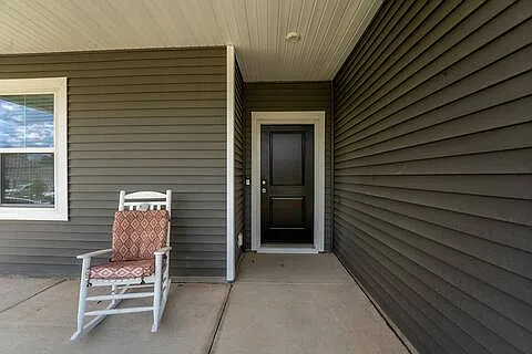 331 Fox Glen Dr — Photo 15