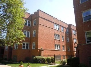 4425 N Whipple St APT 1, Chicago, IL 60625