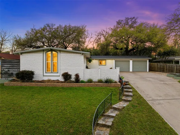 2232 Hermanson Dr, Waco, TX 76710