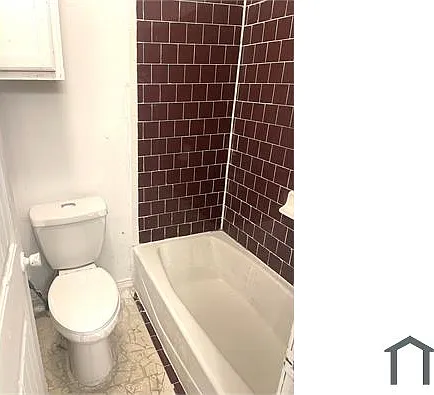 1902 W Loop #B — Photo 9