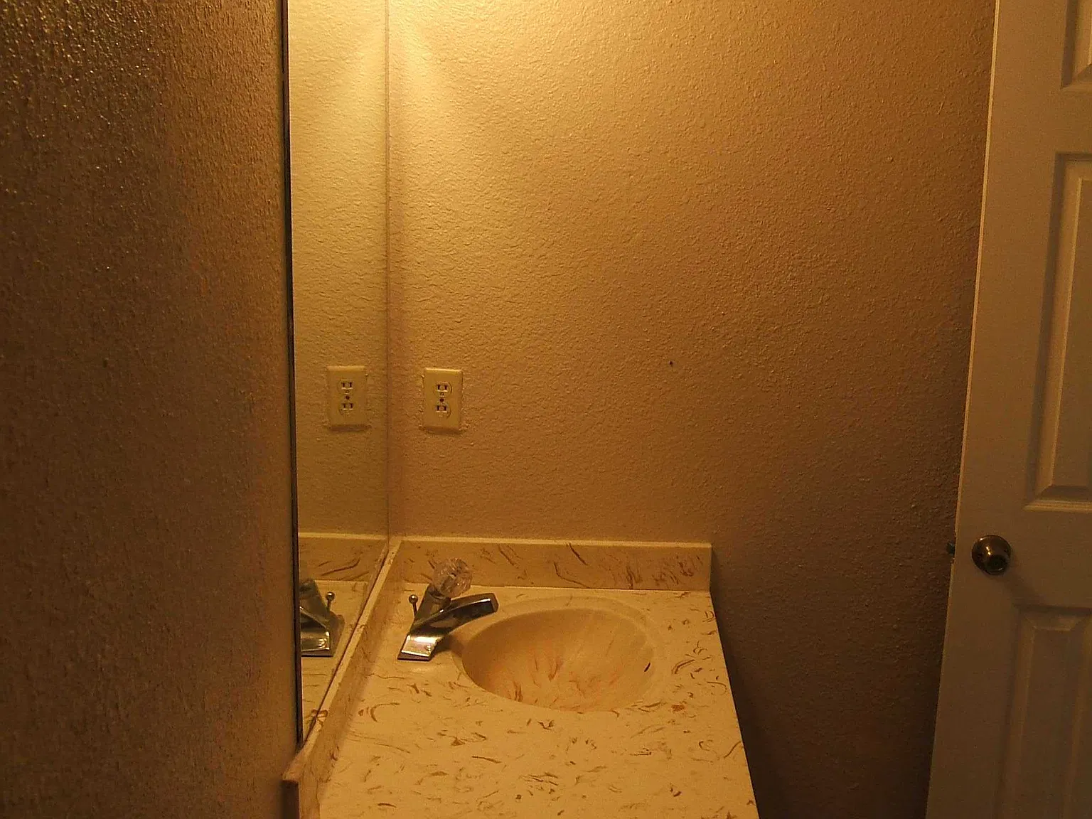 532 N Burk St - # D — Photo 1