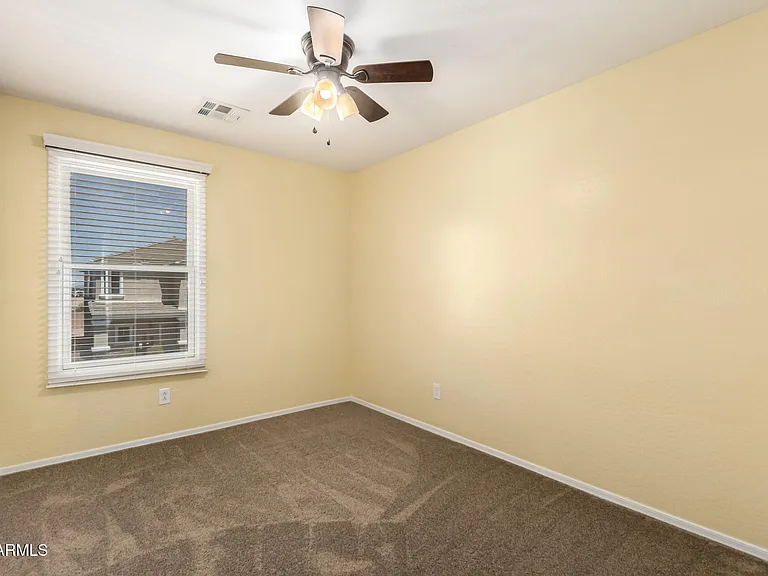 18103 W Smokey Dr — Photo 23