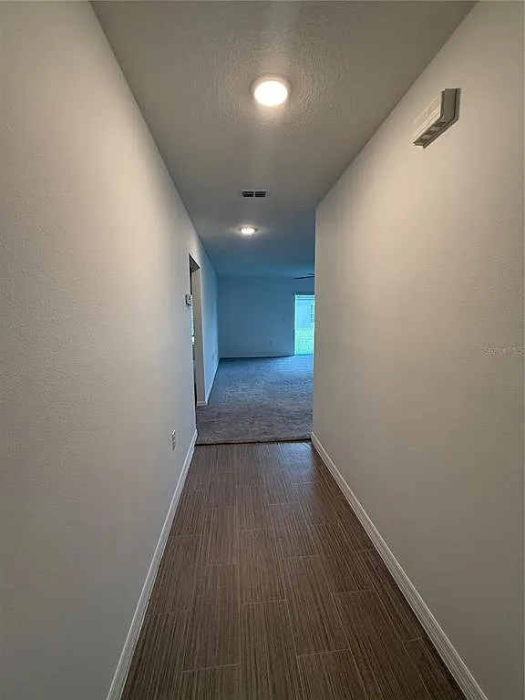 3 bed, 2.0 bath, 1282 sqft, $1,750 — Photo 2