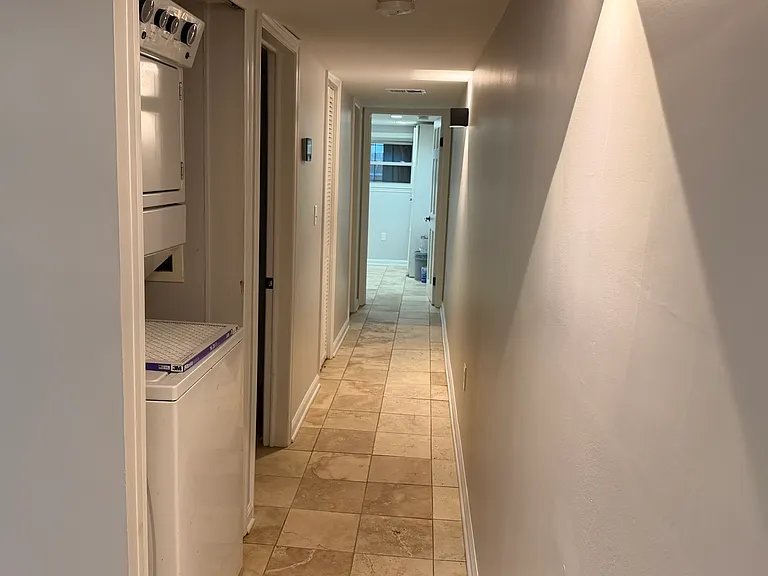 1342 Park Rd NW #B — Photo 7