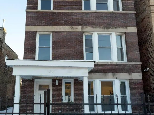 2321 W Fullerton Ave #2, Chicago, IL 60647