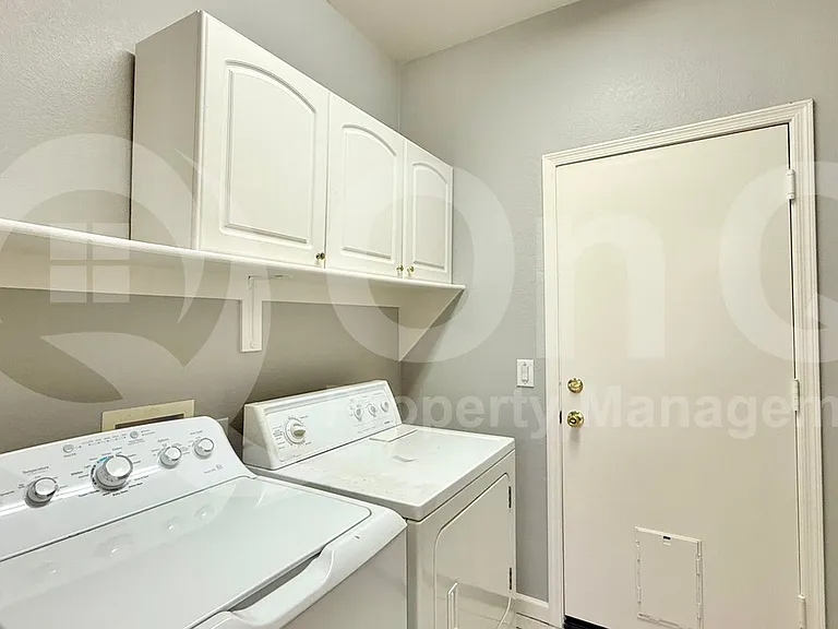 1530 E Toledo St — Photo 27