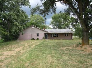 6780 N Michigan Rd, Fairland, IN 46126