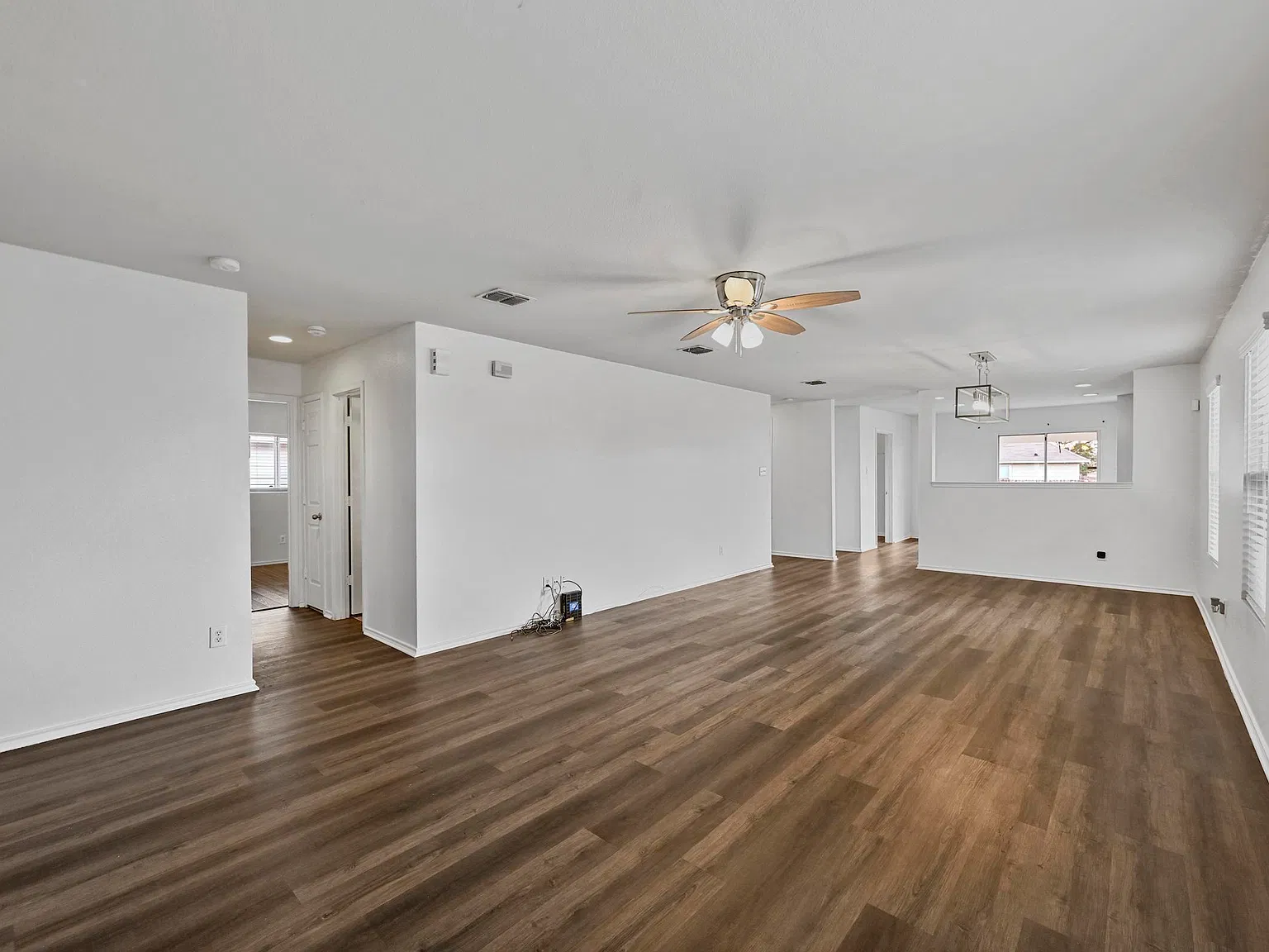 233 Chalk Mountain Dr — Photo 4