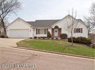 318 Highland Ct SW, Rochester, MN 55902