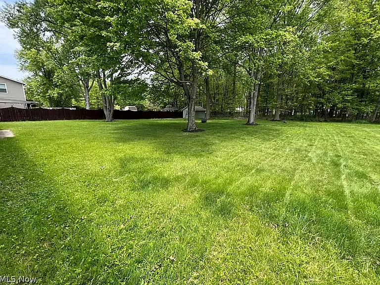 25716 Westwood Rd — Photo 5