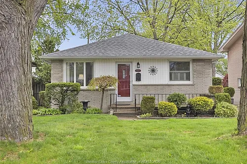 1028 Virginia Ave Photo 1