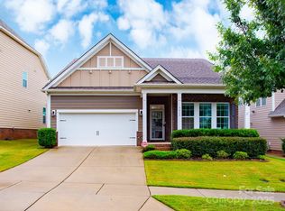 5028 Oakmere Rd, Waxhaw, NC 28173