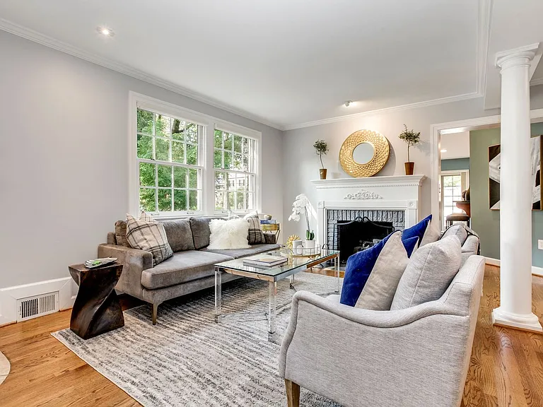 3233 Stephenson Pl NW — Photo 3