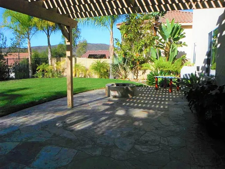 792 Avenida Codorniz — Photo 2