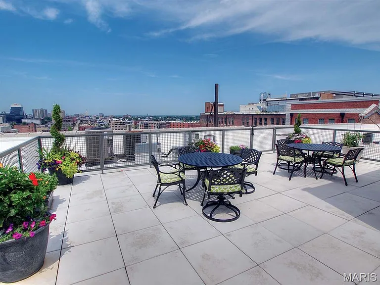 1611 Locust St #603 — Photo 24