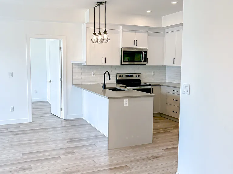 205 Spring Creek Cir SW #305 — Photo 5