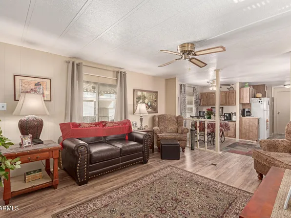 11425 E UNIVERSITY Drive #32, Apache Junction, AZ 85120