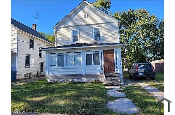 206 W 29th St photo 1