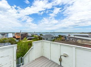 18 Bay Rd, Westhampton Beach, NY 11978