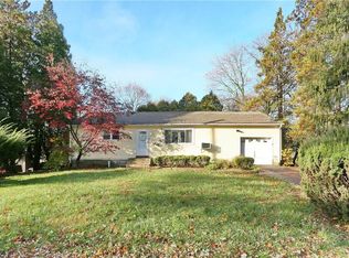 9 Louise Pl, Nanuet, NY 10954