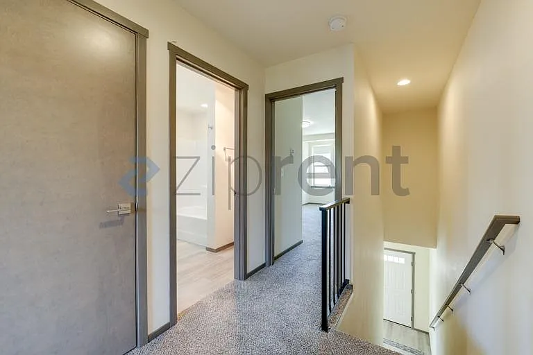 3655 Pine Rd NE — Photo 11