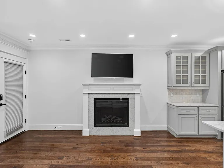 1717 Euclid St NW #1 — Photo 11