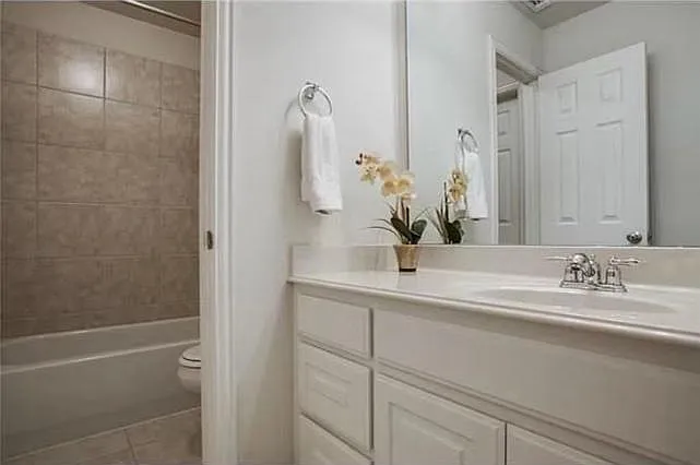 1912 Van Landingham Dr — Photo 9
